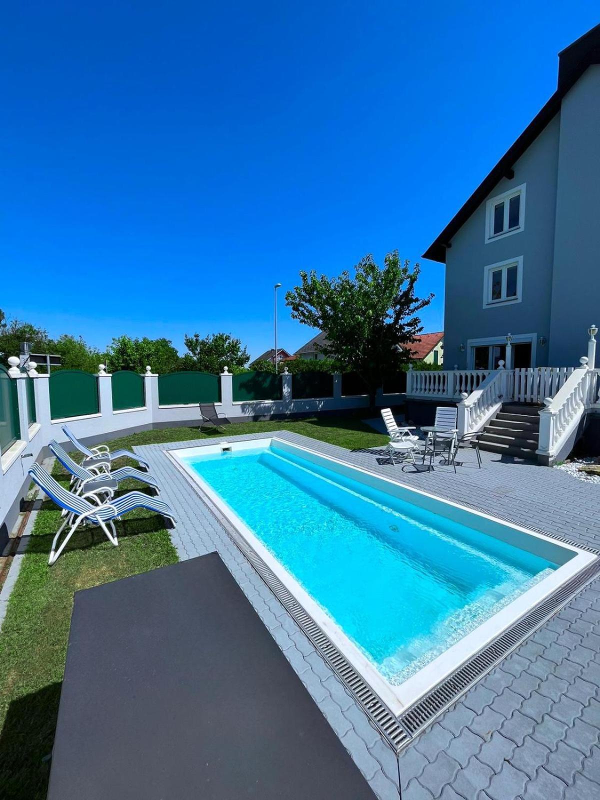 Luxurioeses Apartment Mit Pool Vienna Luaran gambar