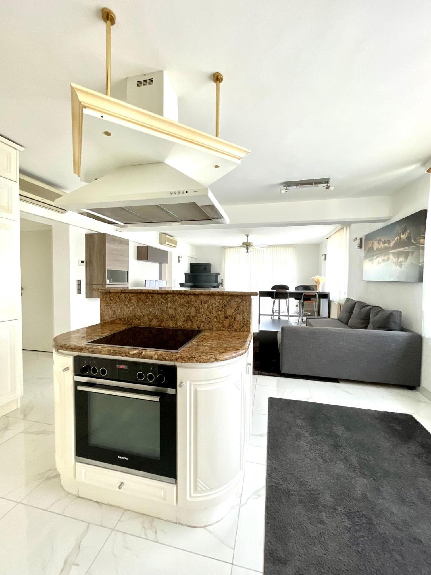 Luxurioeses Apartment Mit Pool Vienna Luaran gambar